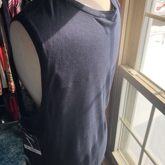 Vera Wang Soft Watercolor Tank! - Picture 5 of 8